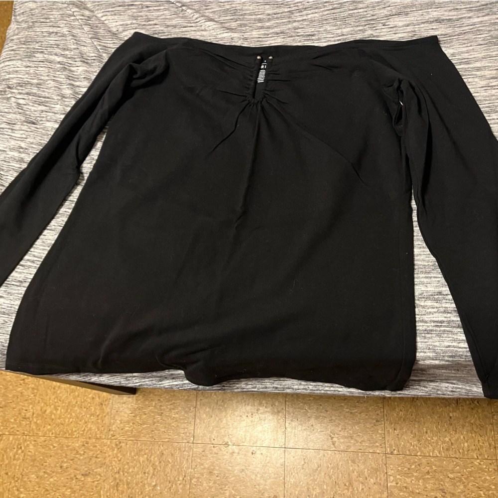 NWT Torrid off the shoulder long sleeve top